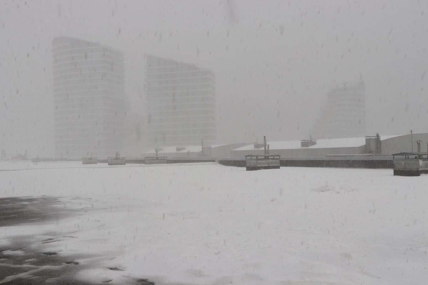İstanbul'da kar ve tipi etkili olmaya başladı